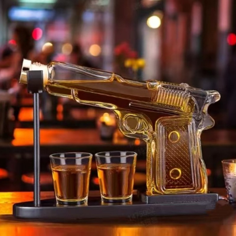 Pistol Shape Whiskey Decanter  – обзор и цена Glass Decanter Whiskey