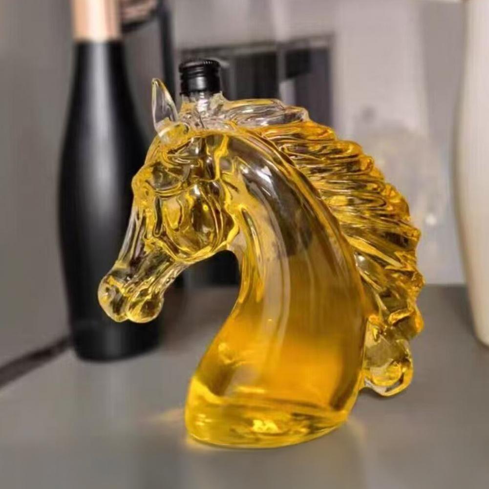 Whiskey Bottle Engraved Horse  – обзор и цена Glass Decanter Whiskey