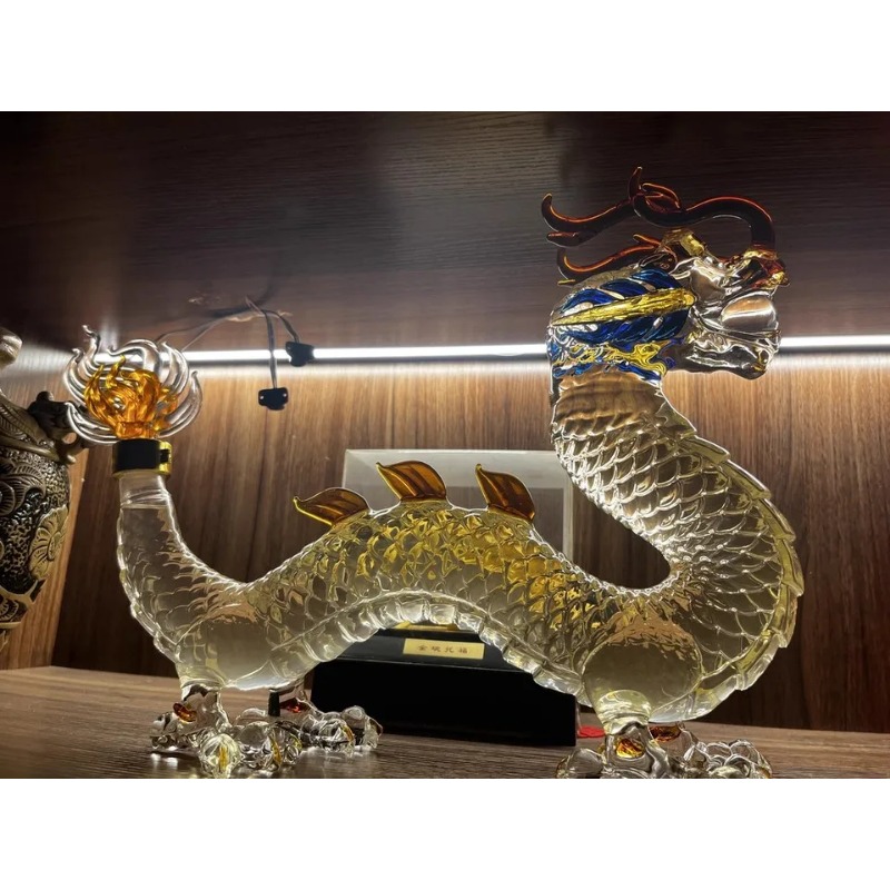 Dragon shaped Chinese Zodiac w – обзор и цена Glass Decanter Whiskey